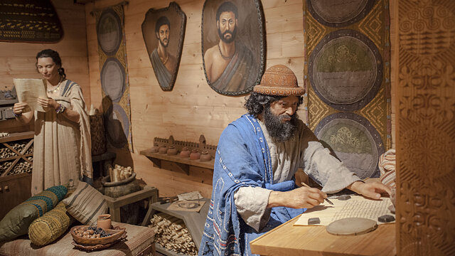 ark encounter exhibit noah 1